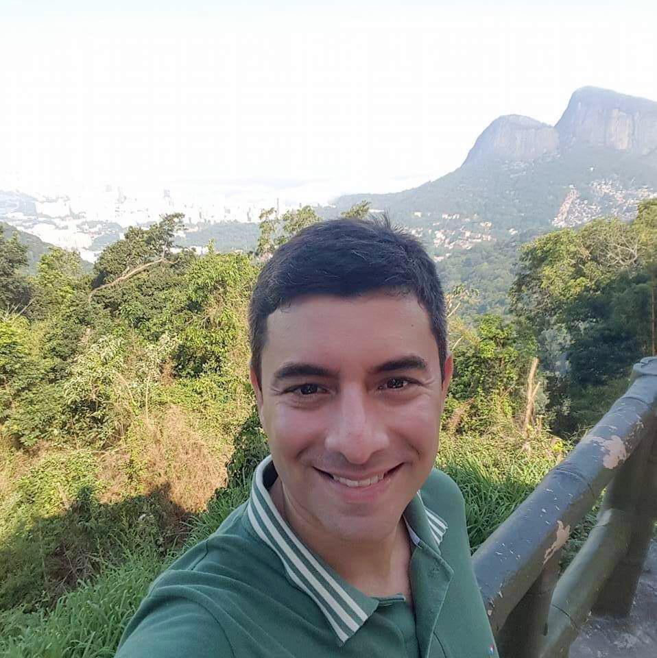 Vitor Claro, Professor